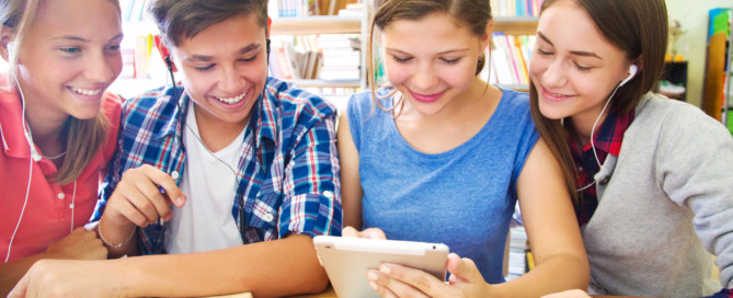 engaged students in classroom